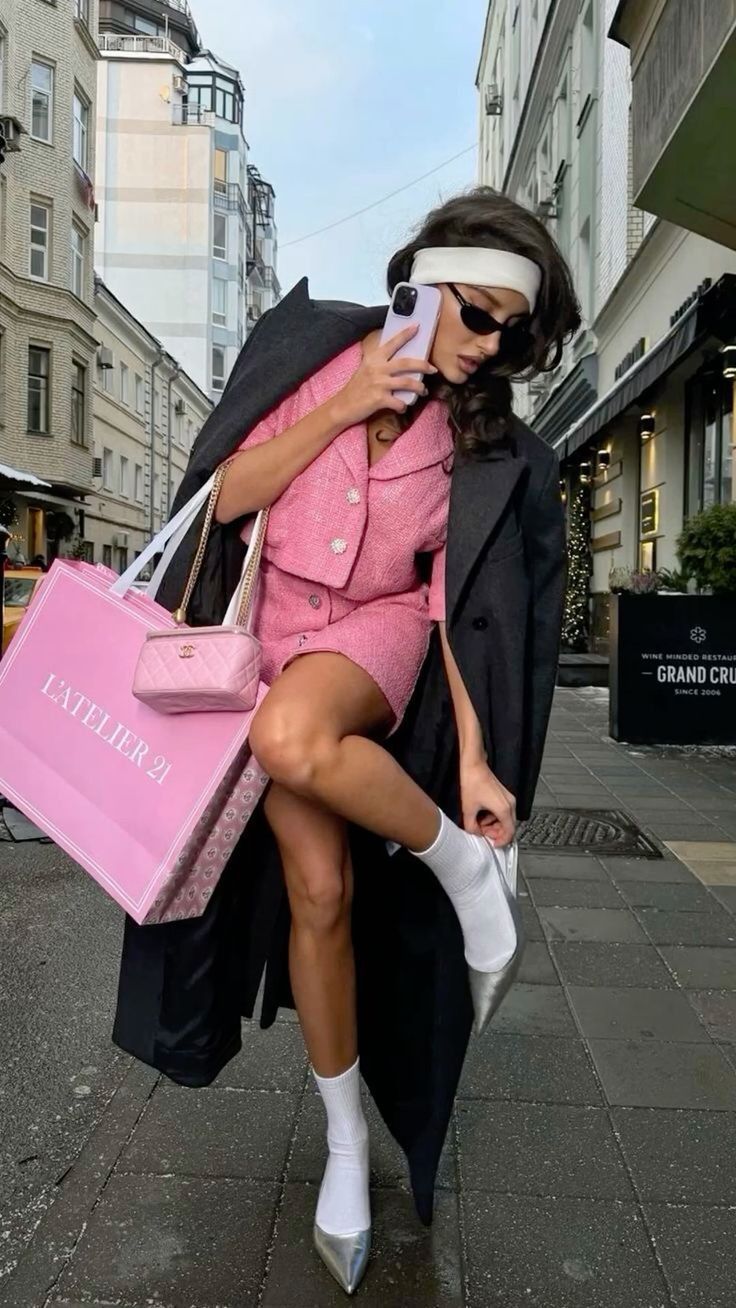 barbiecore aesthetic