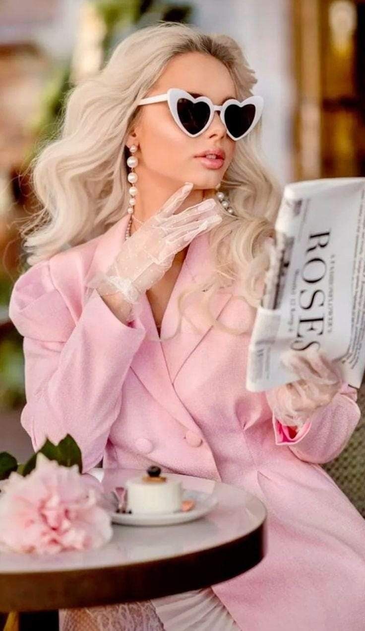 barbiecore aesthetic